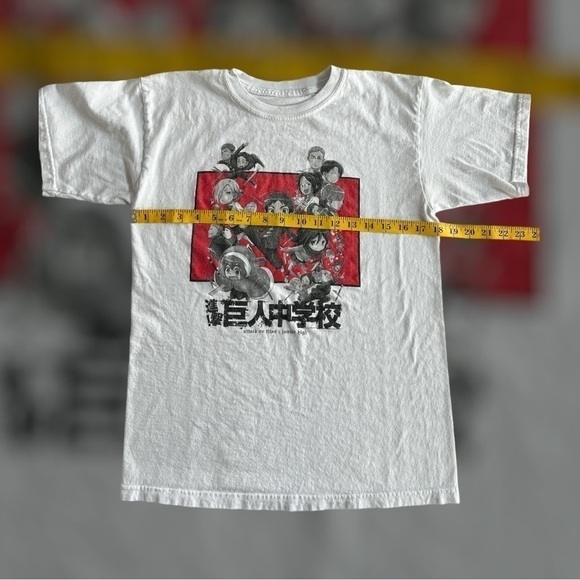 Attack On Titan red and white T shirt size S - Picture 3 of 4